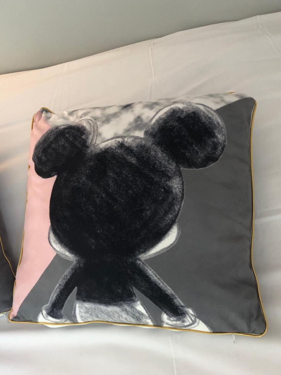 モントリー シャンブル ドート ポワリエ バザン Bed & Breakfast エクステリア 写真